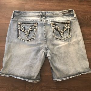 Vigoss shorts size 22